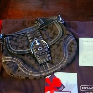 Classic Coach Pocketbook